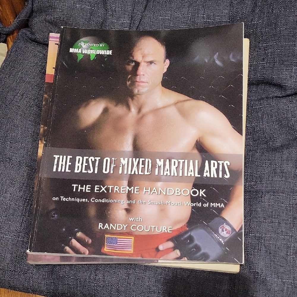 2007~Triumph Mixed Martial Arts Guide ~ the extreme handbook